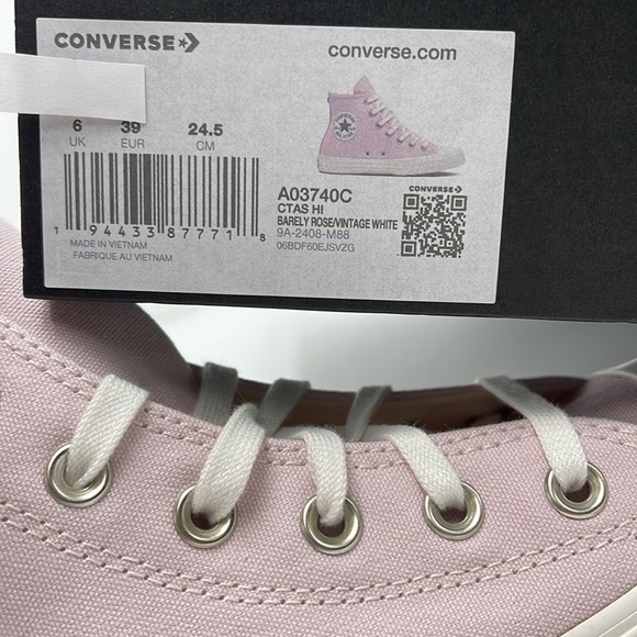 Converse WMNS CTAS HI
BARELY ROSE/VINTAGE WHITE A03740C Sneakers - Picture 16 of 16